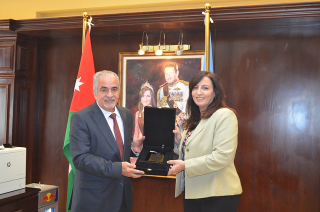 أ.د. ساري حمدان رئيس عمان الأهلية