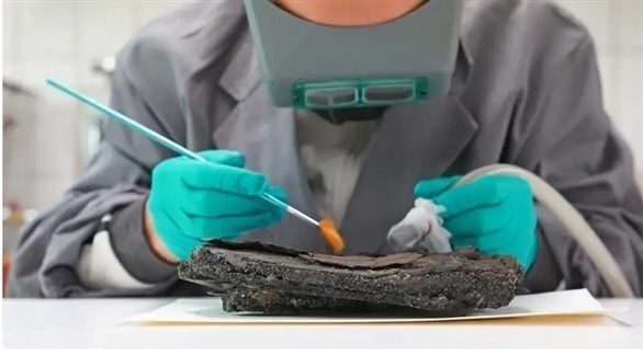 كعكة عمرها 79 عاما تحيّر العلماء