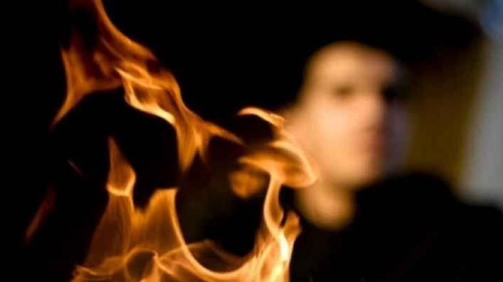 حرق نفسه بالقرب من دوار القادسية