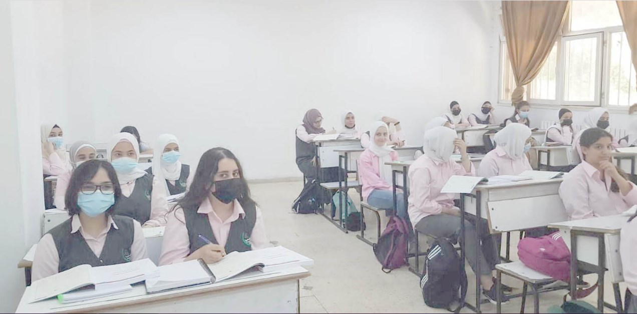 مدير مدرسة اليرموك: العملية التعليمية تسير