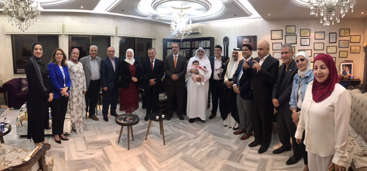 أكاديمية ثري ام انترناشيونال الدولية تكرم