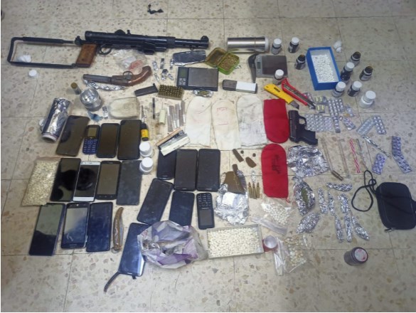 مداهمة أمنية لمجموعة جرمية في العقبة