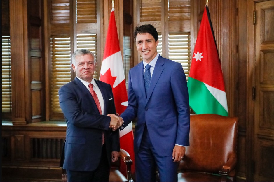 الملك يهنئ جاستن ترودو