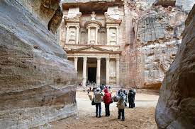 17 ألف سائح زاروا البترا خلال