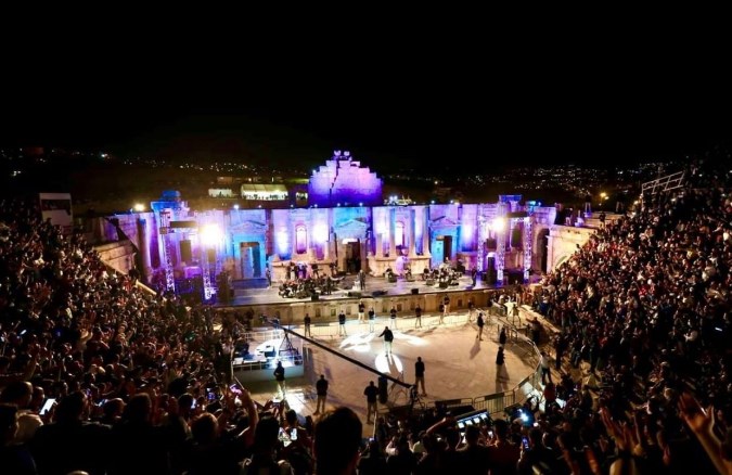 سماوي: هذه اللافتة كان يتم طيها