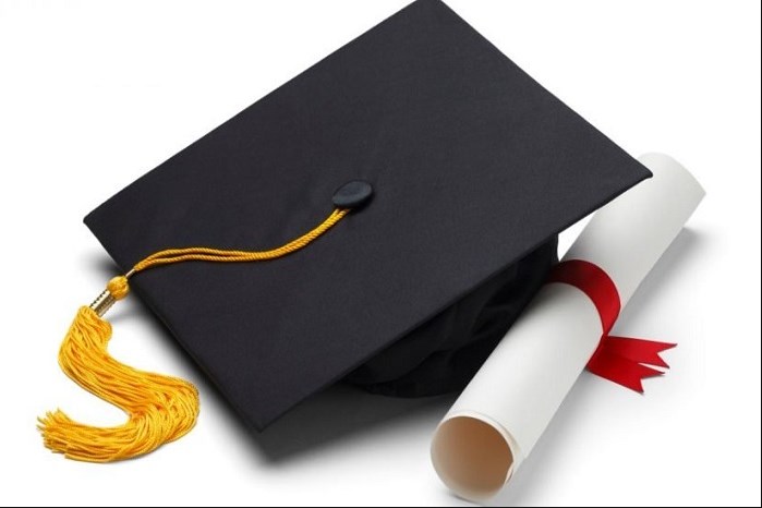 يارا الشبول بنت أبيها.. مبارك التخّرج