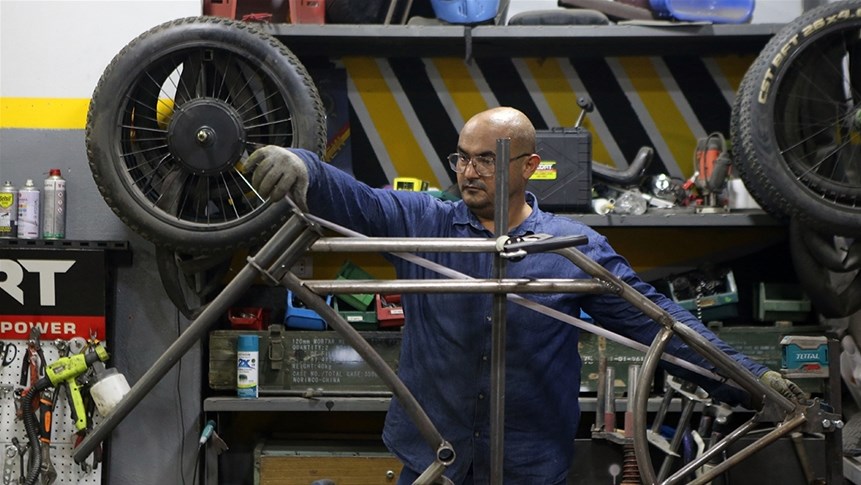 الأردني (خالد العمرو).. عزيمة صنعت من