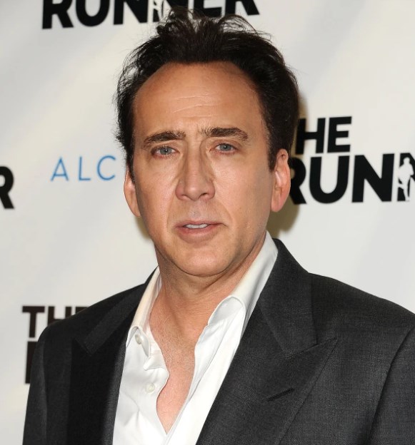 فيديو صادم لطرد ممثل أمريكي من