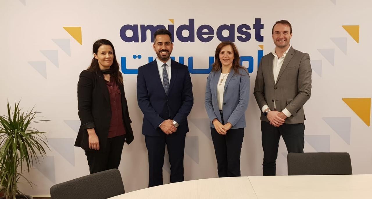 عمان الأهلية وأمديست تبحثان سبل التعاون