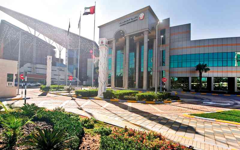 يعيد سيارة استعملها 6 أشهر ويحصل