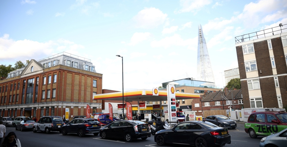 ذعر المواطنين يتسبب في نفاد 90%