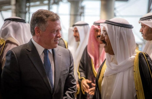 الملك في الكويت غدا