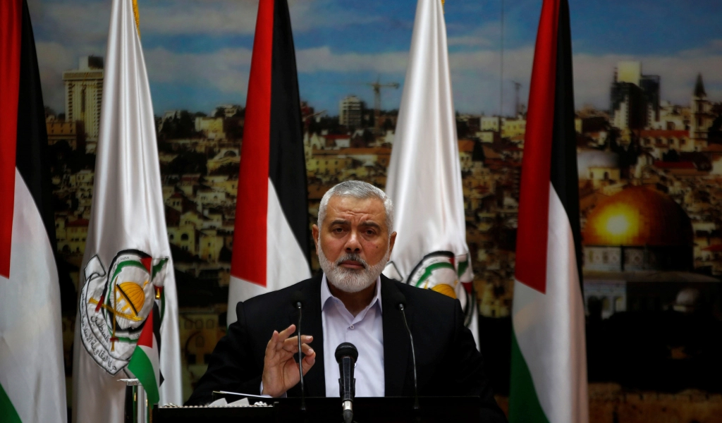 هنية يتهم بايدن وبينيت برفض التوصل