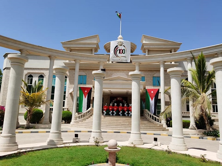 من السفارة الأردنية في مسقط إلى