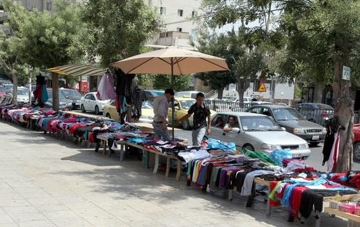 المفرق خالية من البسطات