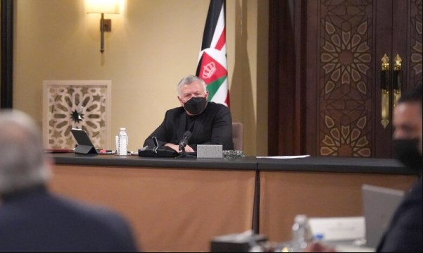 الملك يتسلم مخرجات لجنة المنظومة السياسية..