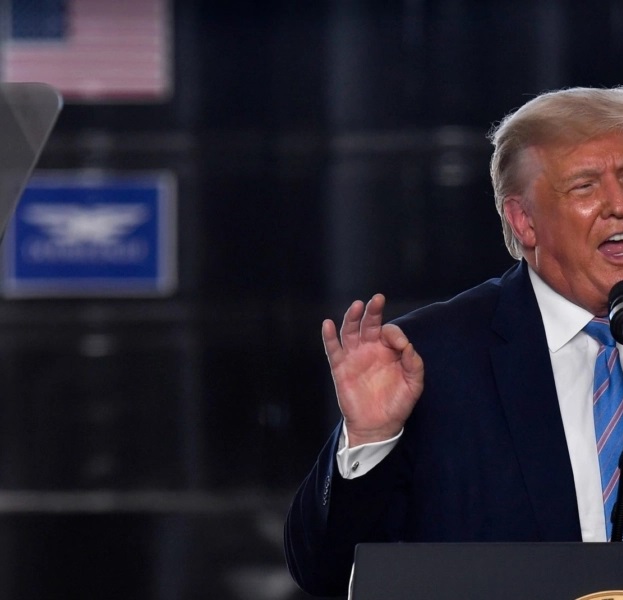 ترامب يلجأ للقضاء لإجبار تويتر على