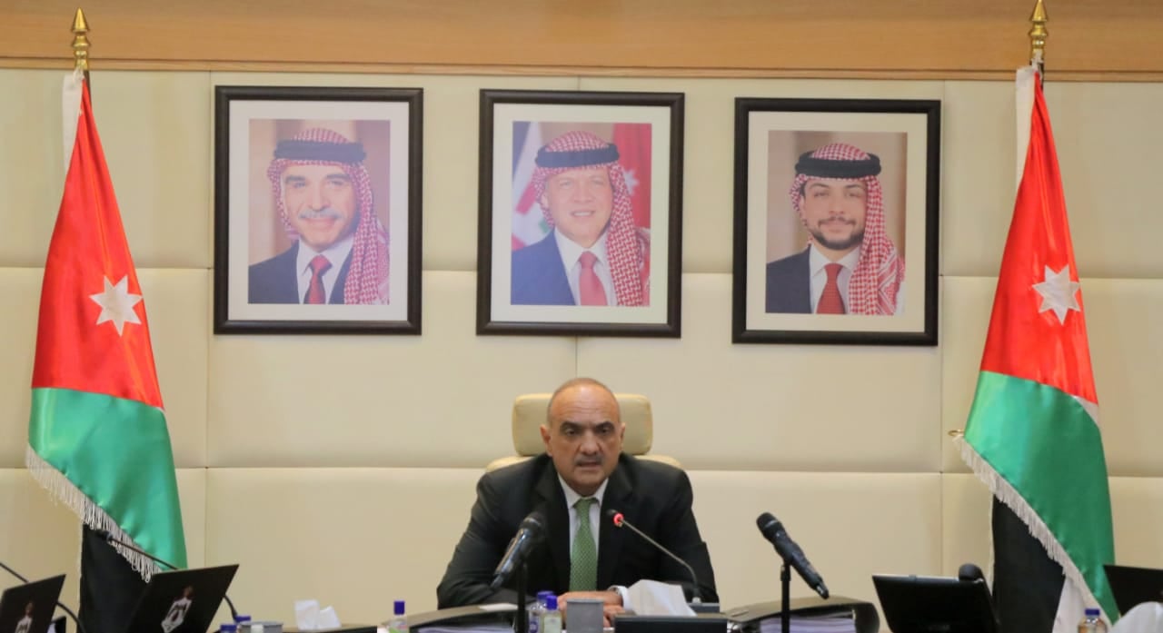 الخصاونة: سنحيل مخرجات اللجنة الملكية إلى