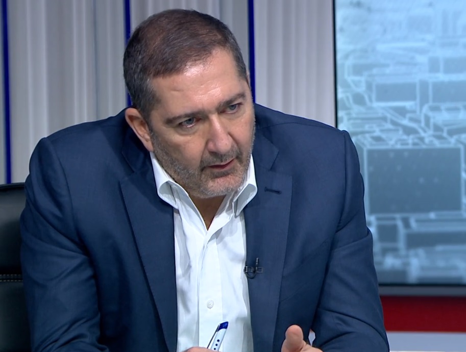 الرفاعي: مخرجات اللجنة الملكية ليست وحدها