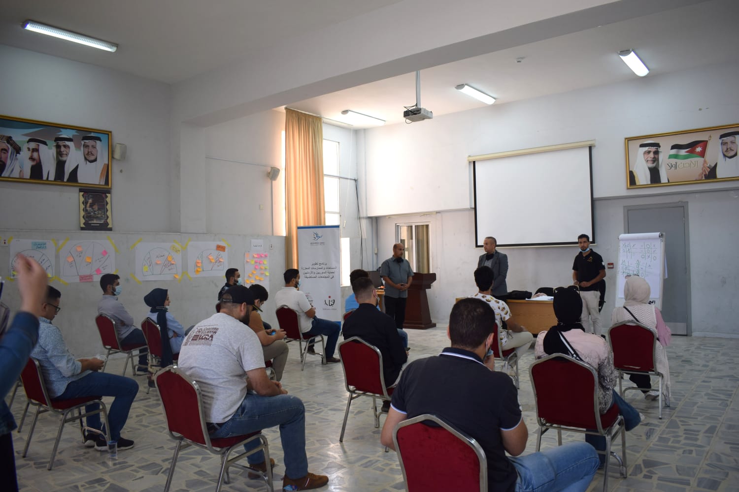 أبناء المملكة يزورون مركز شباب ماركا