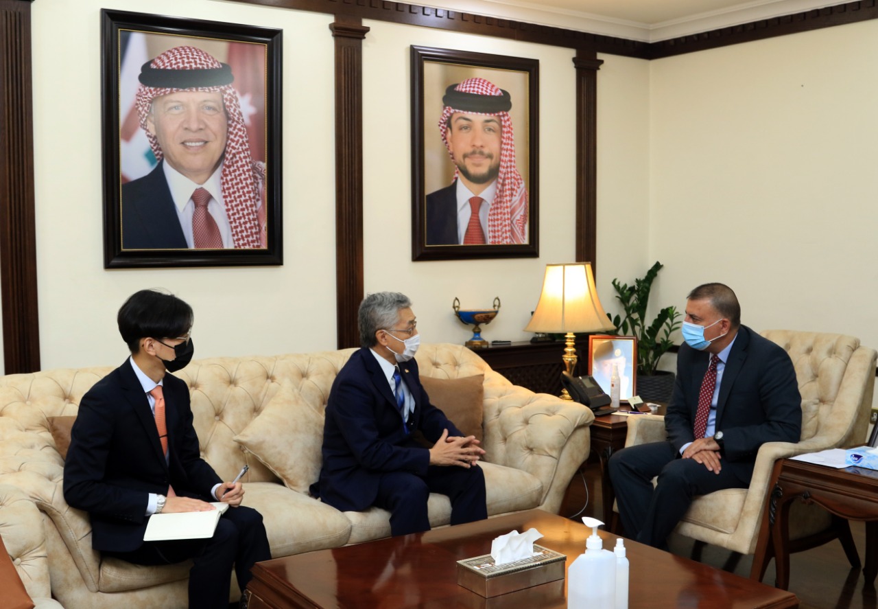 الفراية يلتقي السفير الياباني.. ماذا قالا