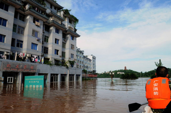 منطقة مناجم بالصين تغرقها الأمطار وتقتل