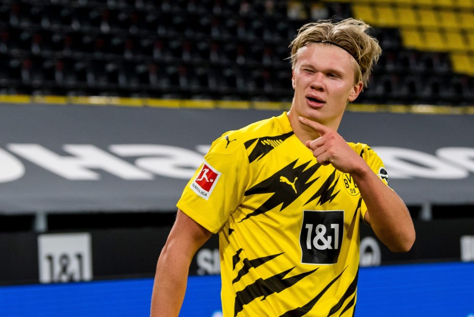 بمساعدات خارجية.. خطوة مفاجئة تعيد برشلونة