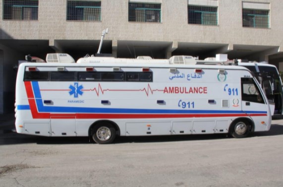 هذه قصة حافلة الدفاع المدني الضخمة