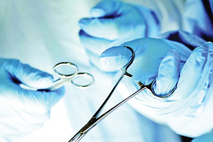 ذوو «مسنة» أردنية توفيت بـ «خطأ