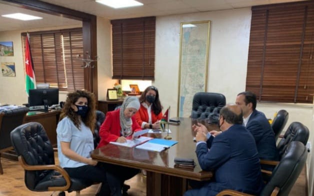 سلطة وادي الاردن: اتفاقية انشاء خط