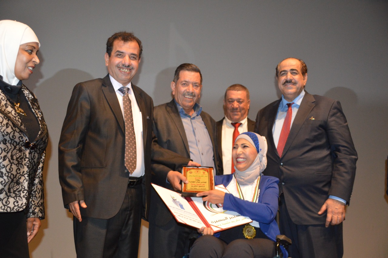 نشمية وطن تقيم حفلها الثامن (صور)