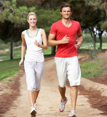 العلاقة بين الأكل والرياضة.. مهم لمن