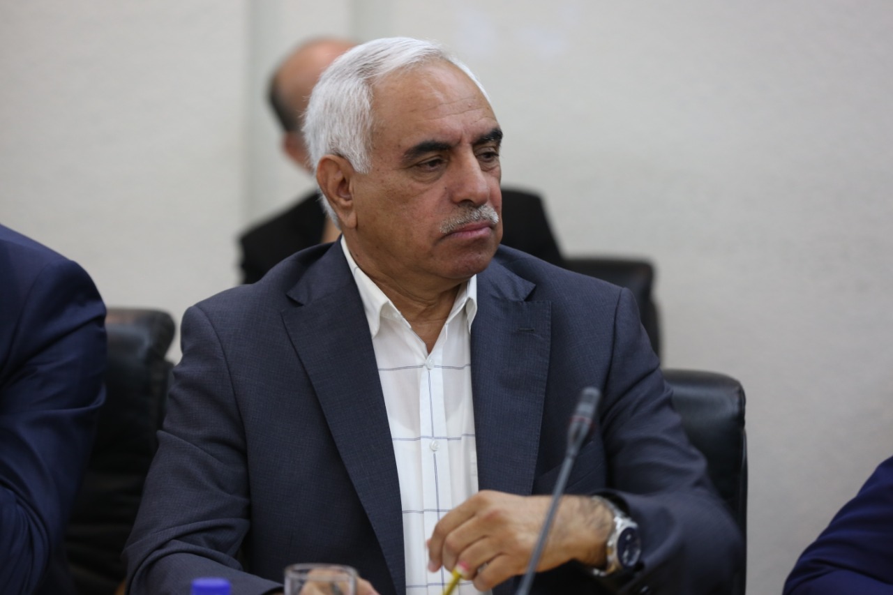 ابو جنيب الفايز يكشف: أتباع لرجل