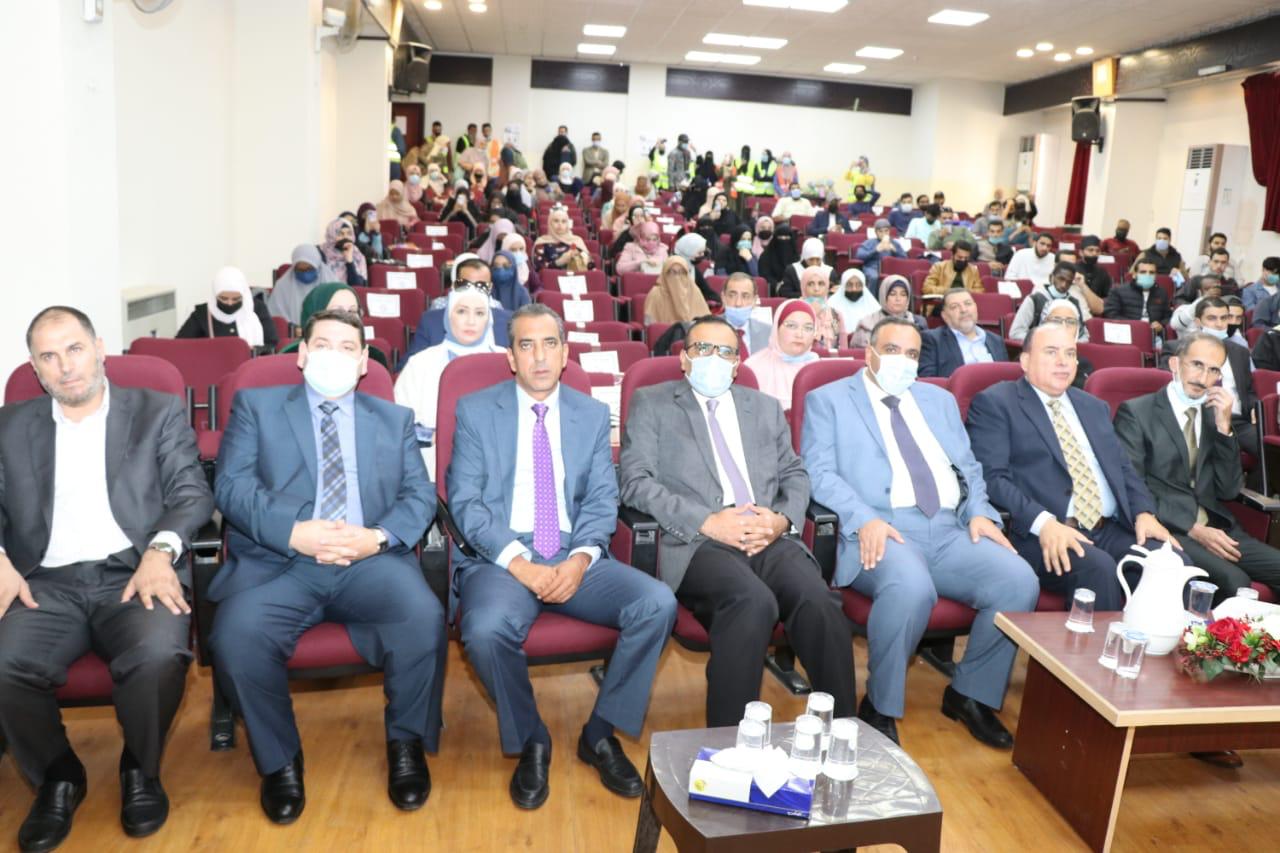 محمد الخلايلة يرعى احتفال جامعة العلوم