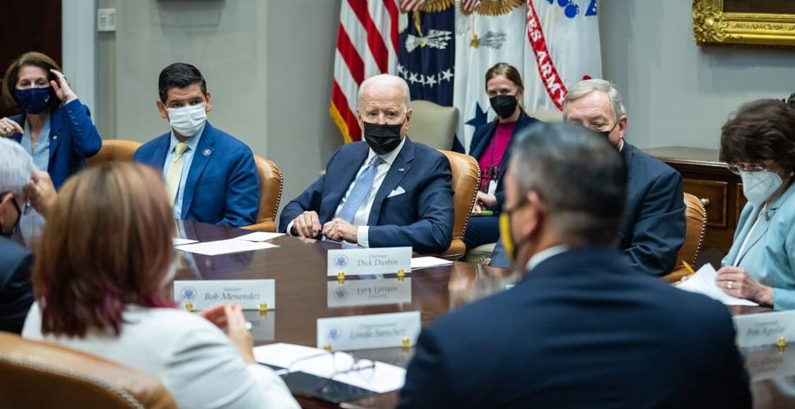 بايدن يخفّض الانفاق الاجتماعي إلى 1750