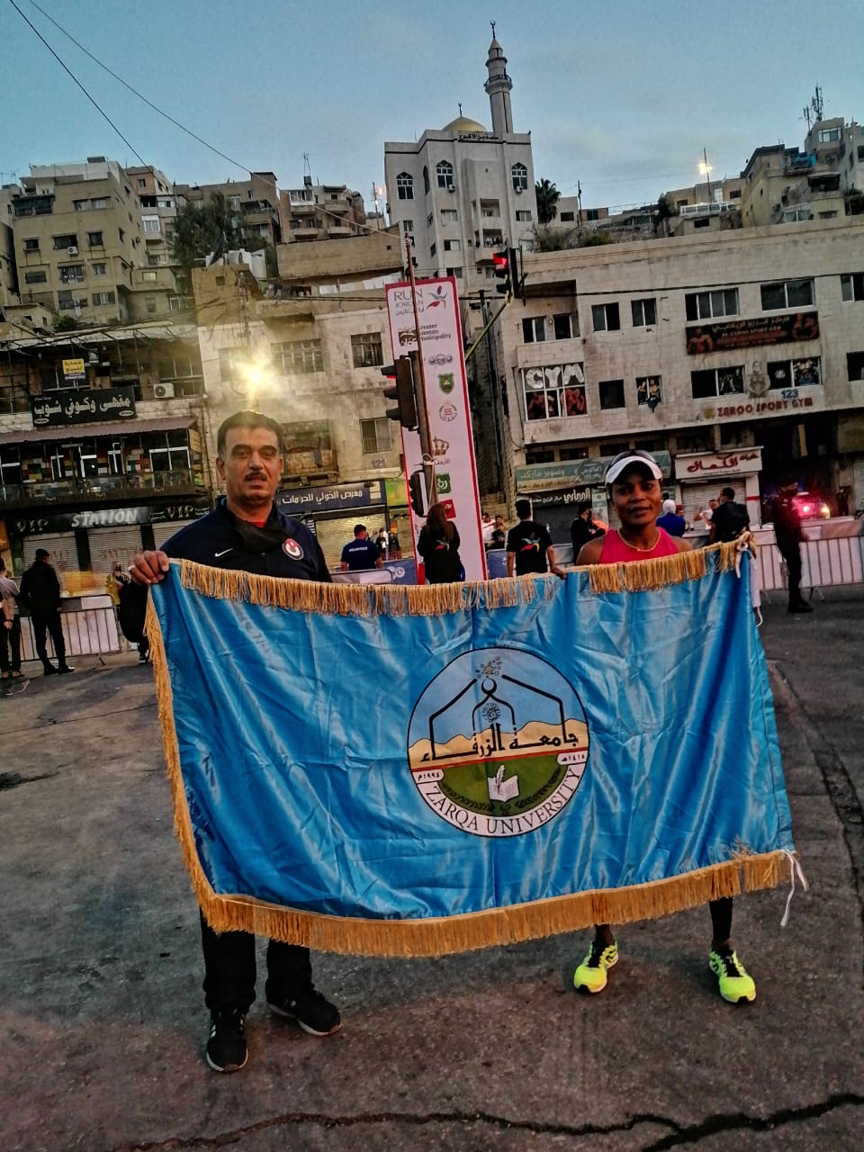 طالبة من جامعة الزرقاء تفوز بمارثون