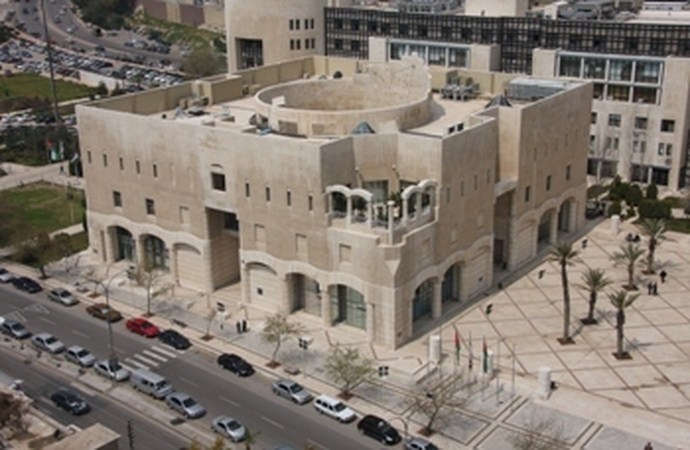 عضوتان سابقتان في مجلس امانة عمان..