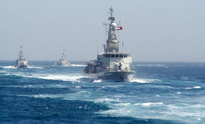 هجوم بصاروخ على سفينة إماراتية قبالة