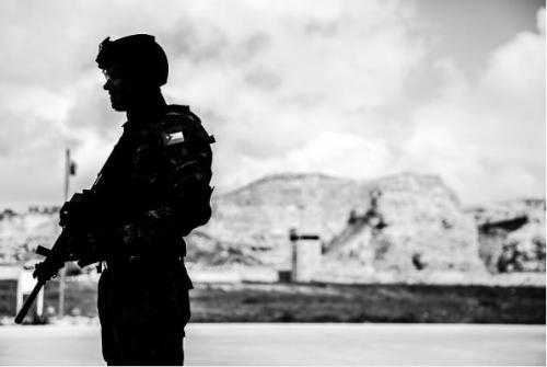 ولي العهد: بعزائم رجاله وسواعد جنوده