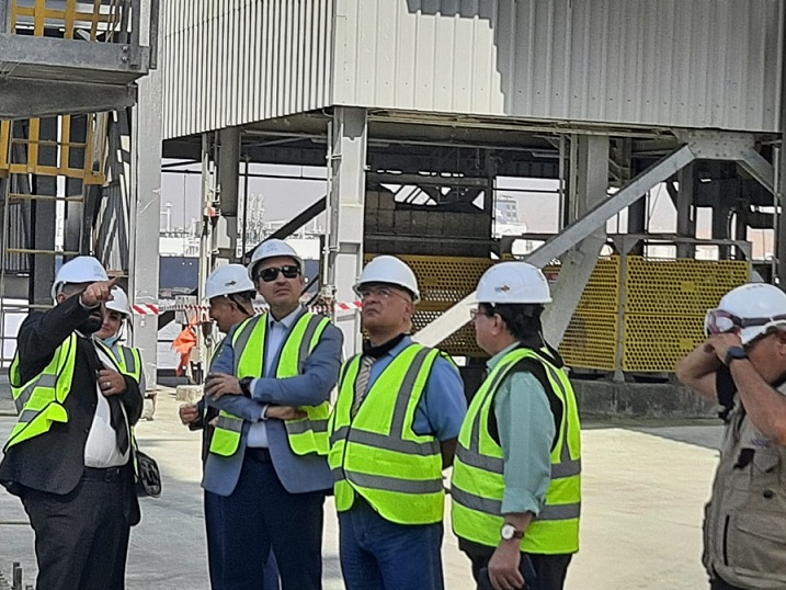 بحث سبل التعاون والاستثمارات المستقبلية بين