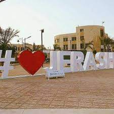 “الأشغال” بصدد تنفيذ عدة مشاريع بنية