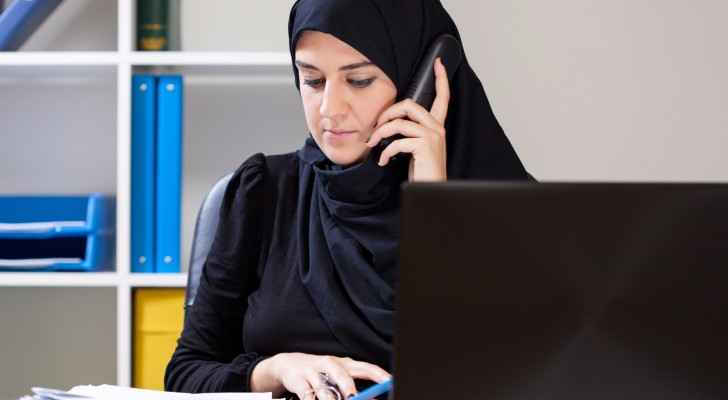 الظروف الاقتصادية تحرم المرأة الاردنية العاملة