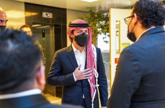 ولي العهد يفتتح المكتب الرئيسي الجديد