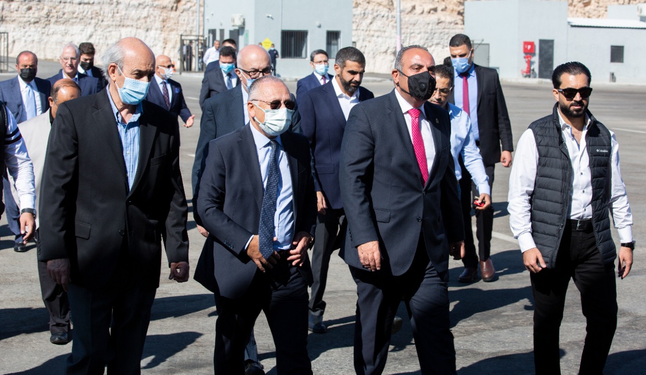 الشواربة يفتتح اول مركز من نوعه