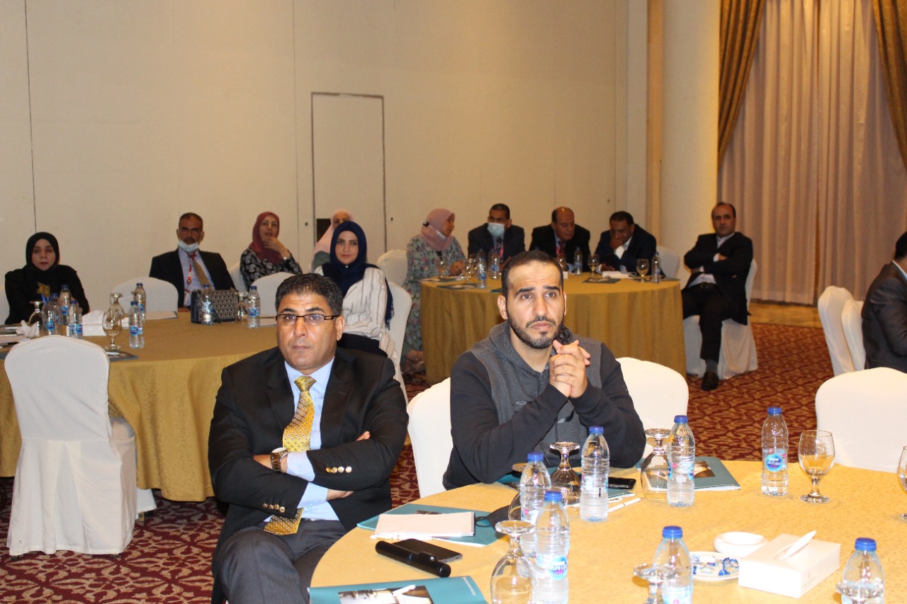 مؤتمرون في العقبة يواصلون بحث الريادة