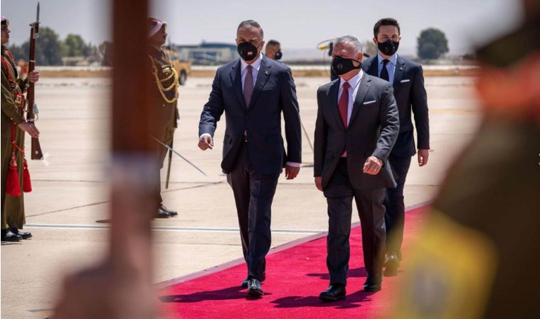 الملك يهاتف الكاظمي ويعرب عن إدانته