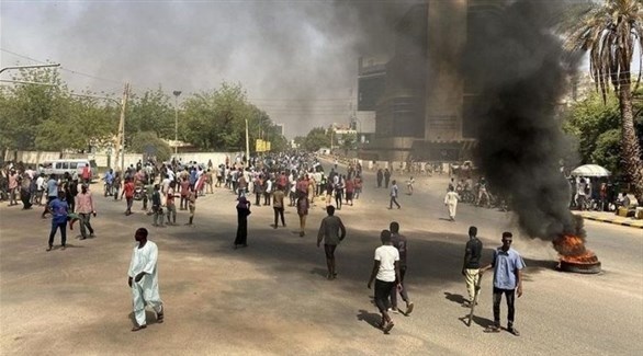 إطلاق قنابل غاز مسيّل للدموع على