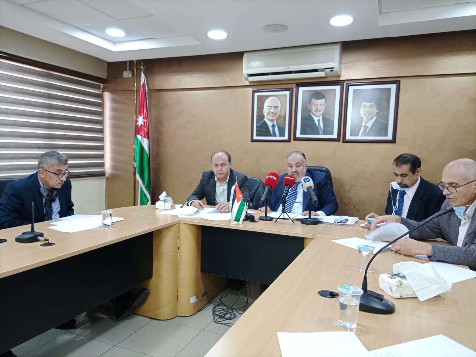 الصندوق التعاوني للاطباء يلوح بالتوقف الكامل