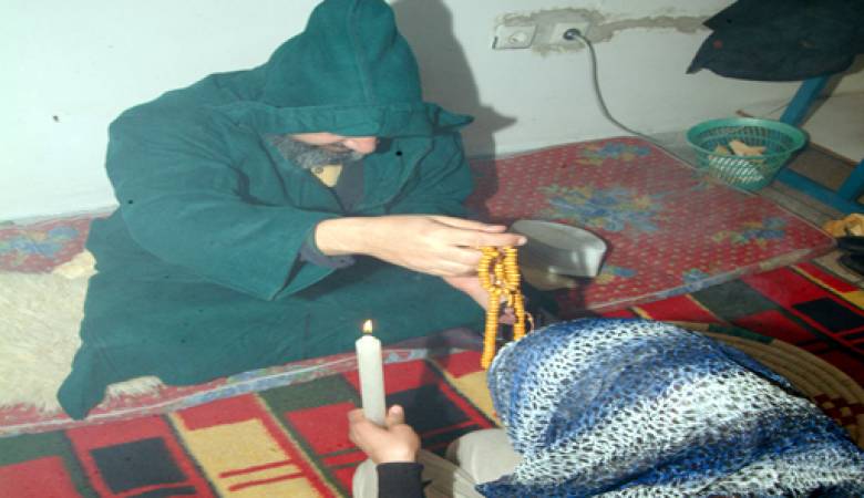 التداوي عند الدجالين.. آفة مجتمعية مستمرة