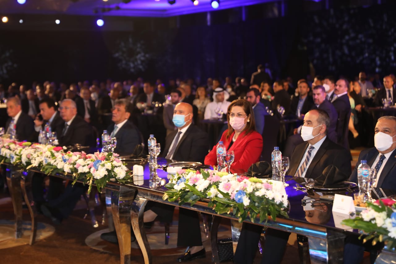 عزايزة: إدخال منظومة النقل الذكي يعتبر